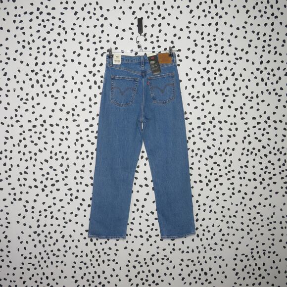 Levi’s Premium Medium Wash Distressed Ribcage Straight Ankle Jeans - Picture 6 of 15